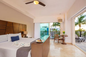 Honeymoon Suite at Crown Paradise Golden Resort